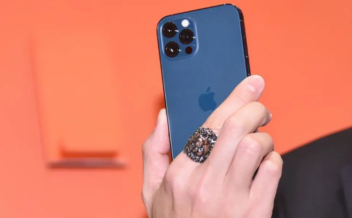 同德苹果手机维修分享iPhone12系列重启方法教程 
